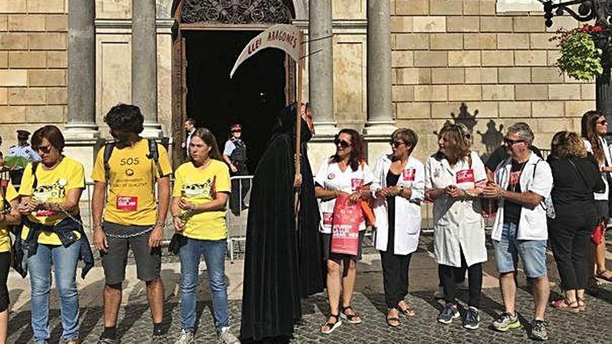 Un moment de la protesta de la plataforma.