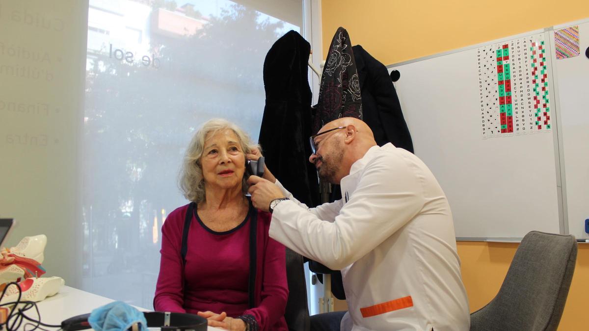 Descobreix la importancia de l'audiologia a Centre Òptic del Bages