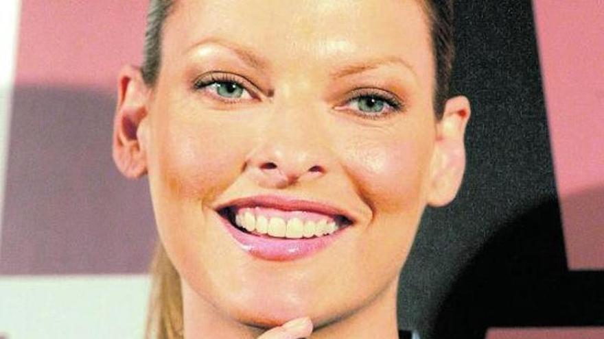 Linda Evangelista antes de someterse al tratamiento ‘CoolSculpting’. |