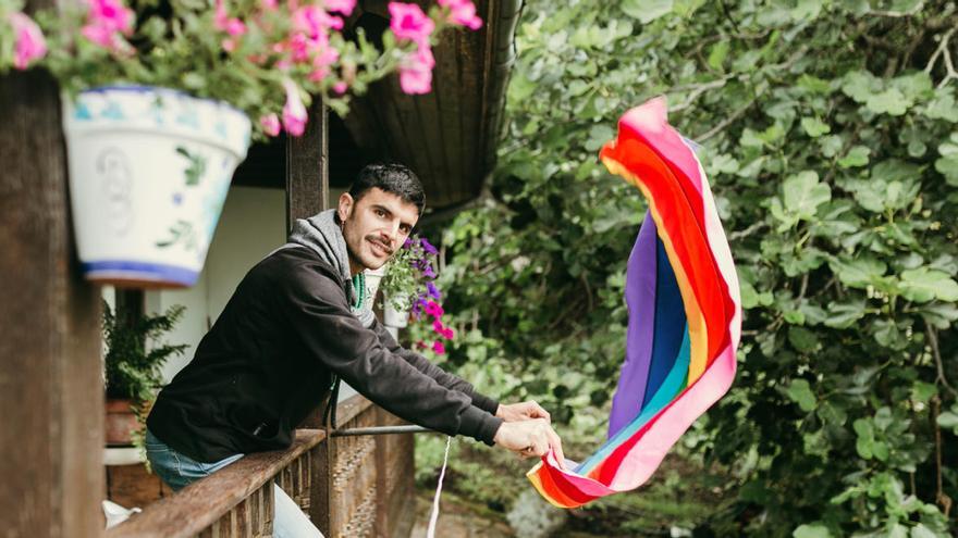Rodrigo Cuevas, Les Greques y Milio Urieta inician las actividades del Orgullo LGTB en Asturias