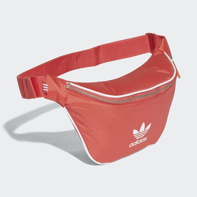 Riñonera naranja de Adidas