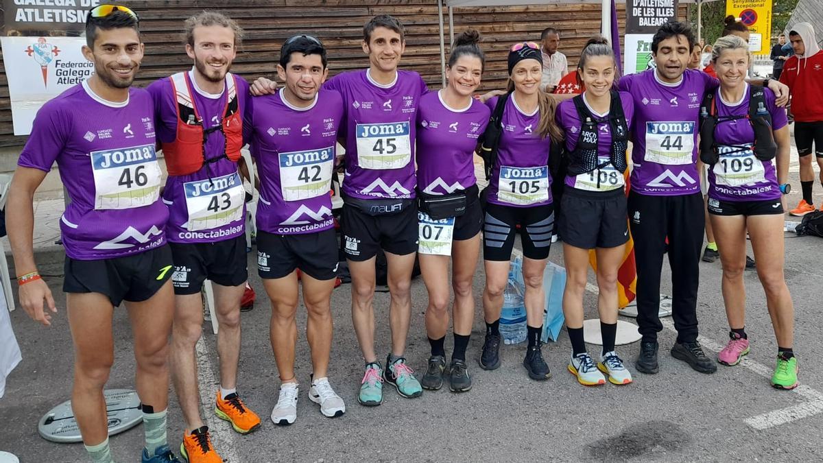 Los atletas de la Federación Balear, antes de la carrera