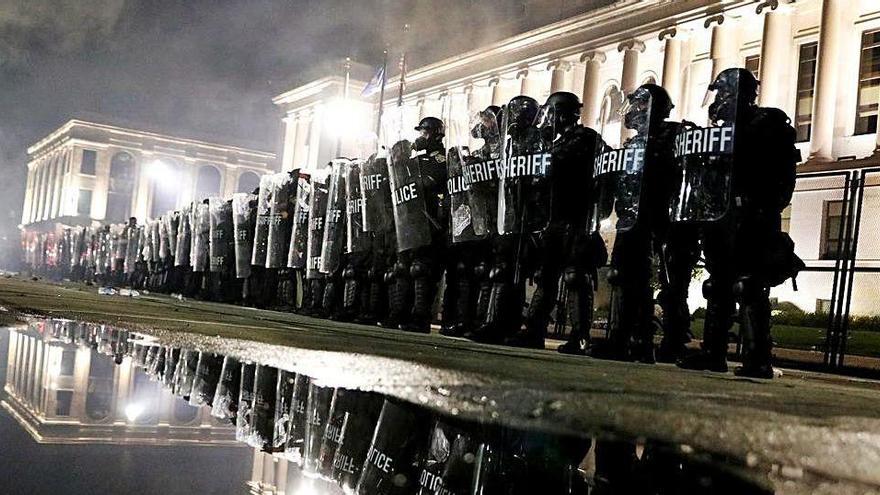 Agents de la Guàrdia Nacional a la protesta de Kenosha pels trets a Jacob Blake