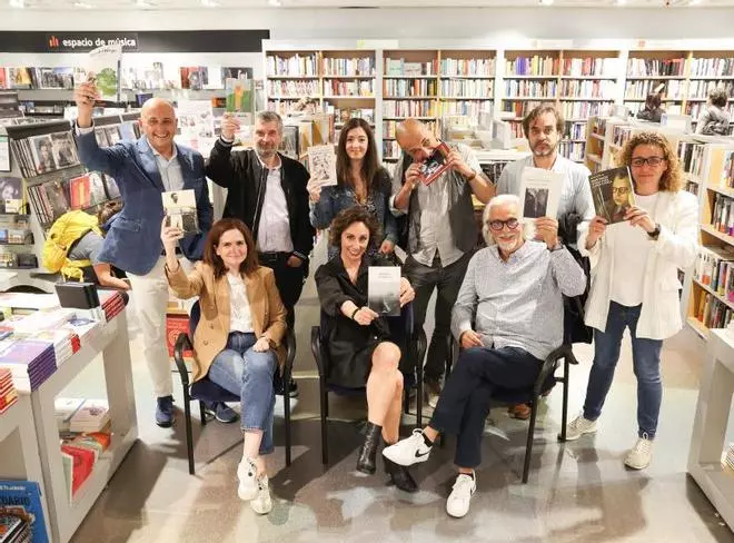 Un micro aberto para honrar a don Paco
