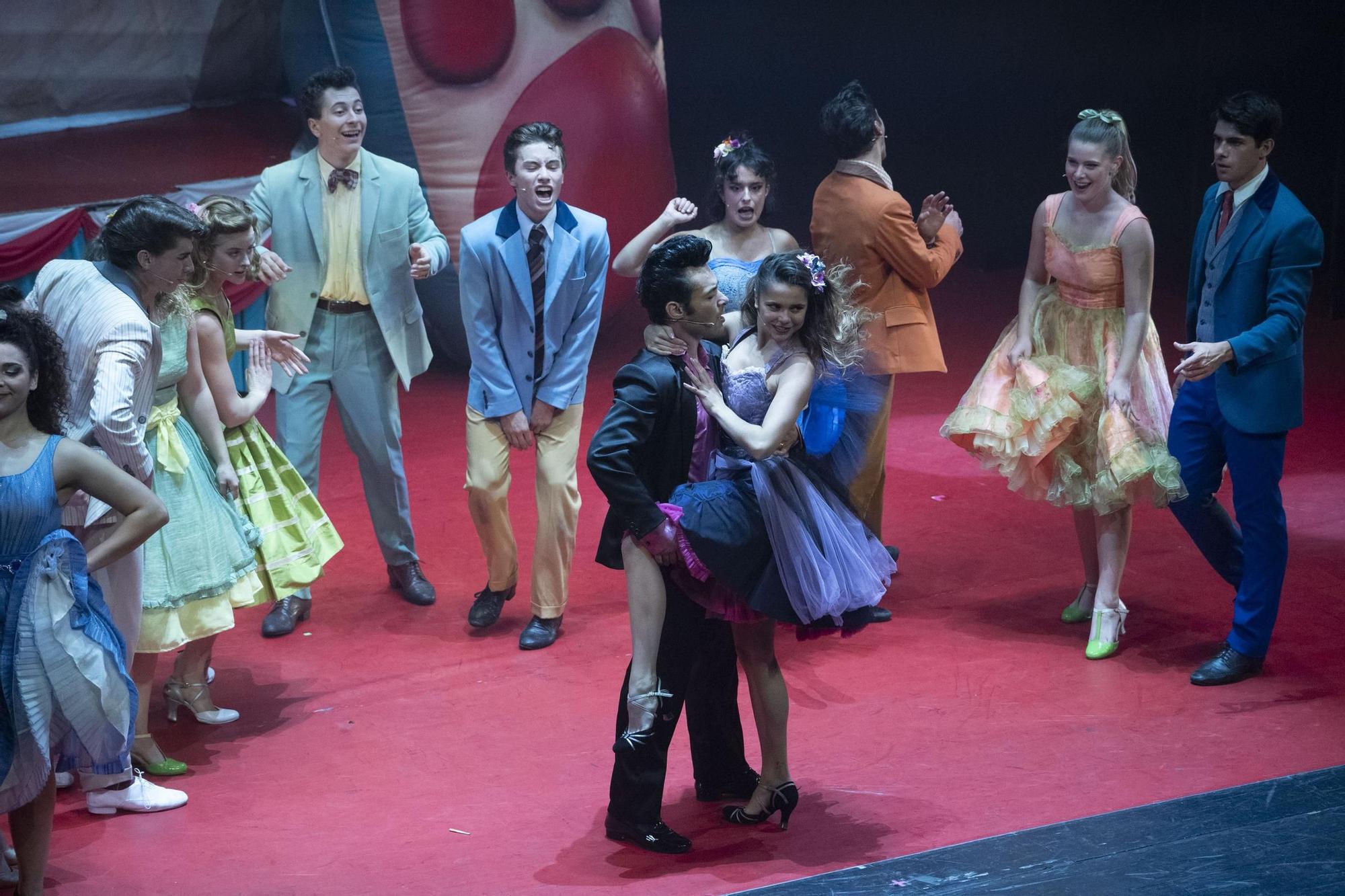 El musical de Grease a Manresa, en imatges