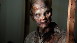 Imatge d’un dels zombis de la sèrie ’The walking dead’.