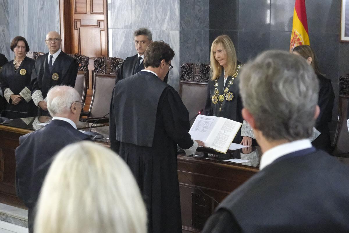 Juan Avello toma posesión como presidente del TSJC