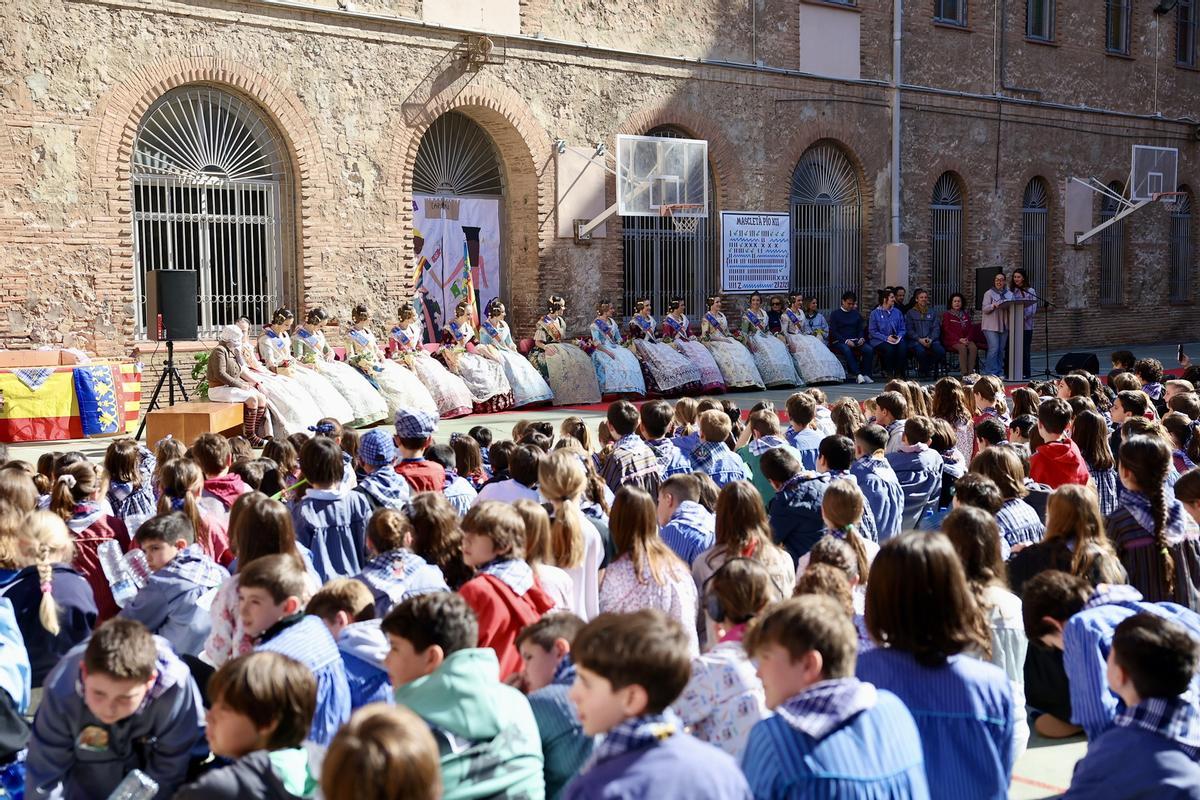 Carmen Prades vuelve a su colegio, el Pío XII