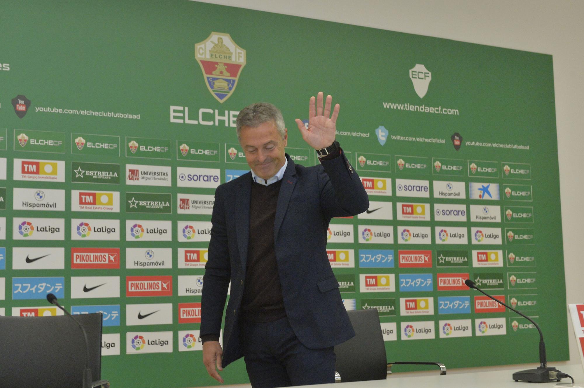 Fran Escriba se despide  tras su destitucion como entrenador del Elche CF