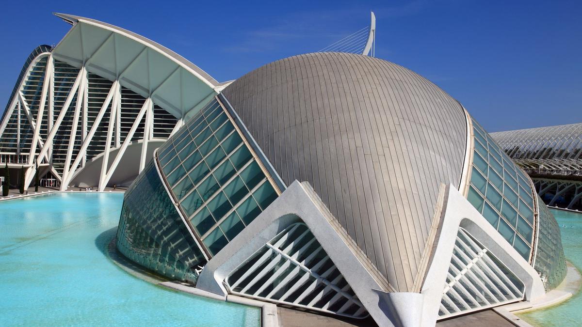 Aspecto del Hemifèric de la Ciudad de las Artes y las Ciencias.