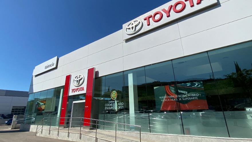 Toyota Valencia tiene sus instalaciones centrales en la Avenda Tres Cruces, en la capital del Turia.