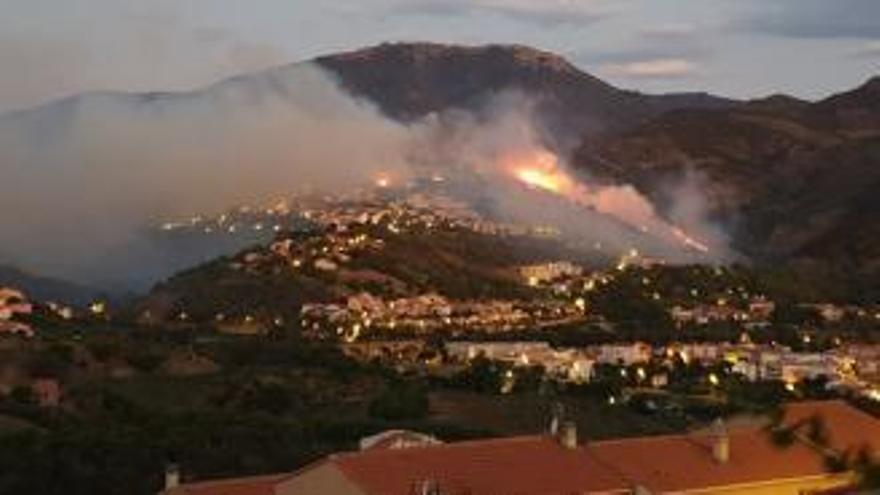 Controlat l&#039;incendi de Banyuls de la Marenda