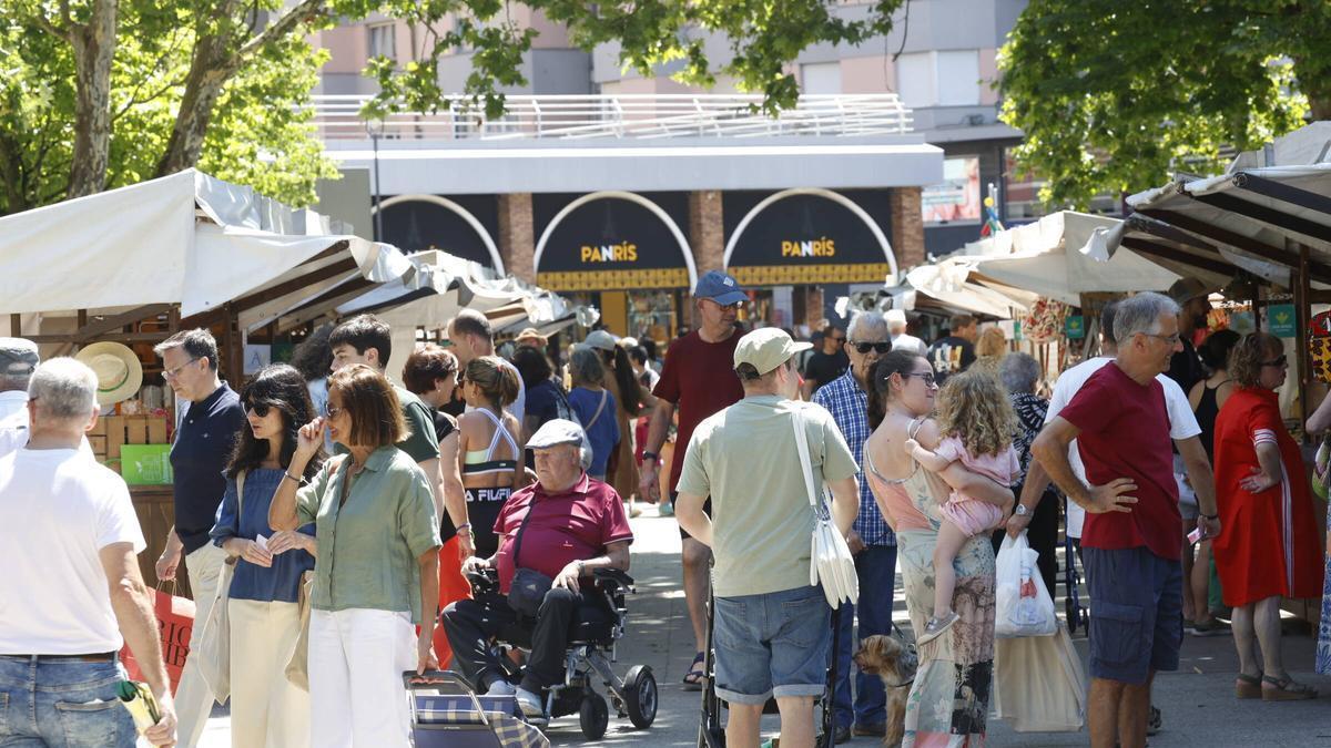 Mercado Artesano de Avilés: El Paraíso en Cada Bocado