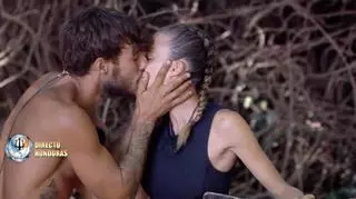 Almudena (27) y Aratz (27) protagonizan la expulsión más igualada de 'Supervivientes', con beso de Borja y referencia a Chenoa: "Igual que su cuarto puesto en 'Operación Triunfo'"