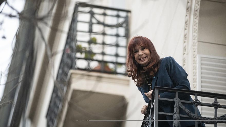El balcón, una institución política en Argentina: Maradona, Perón, Madonna y ahora Cristina Kirchner
