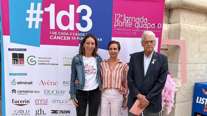 Participantes en la presentación del informe sobre los costes del cáncer de mama