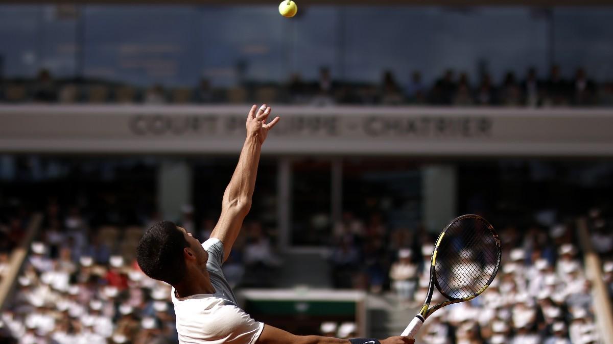 Alcaraz, al servicio ante Zverev