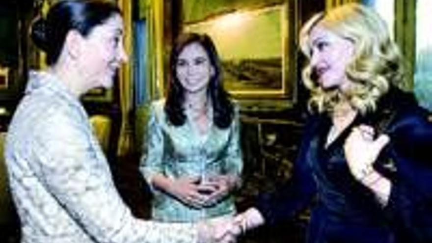 Madonna: la reina del pop, con Kirchner y Betancourt