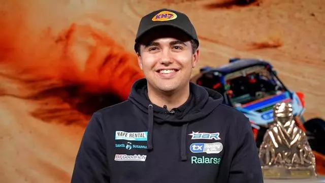 Pau Navarro: "Estar en el Dakar es un privilegio y ganar es un regalo que nos han dado"