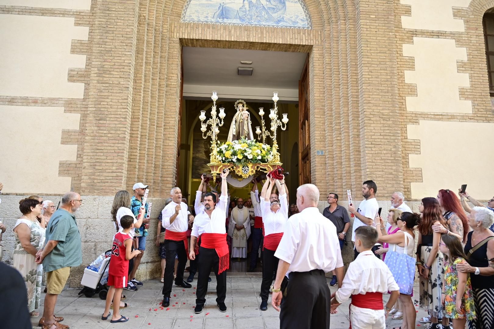 El Grau de Castelló honra a la Virgen del Carmen: misa con sorpresa y emotiva procesión