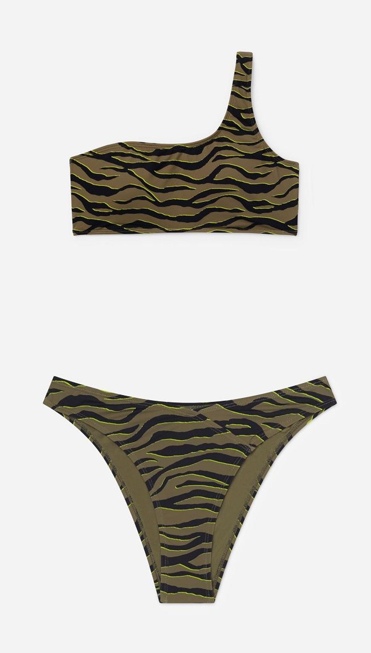 Bikini asimétrico de 'animal print'