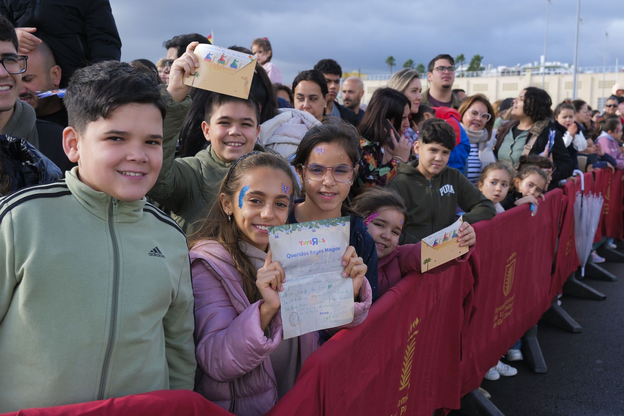 Llegada de los Reyes Magos, en la Base Naval 