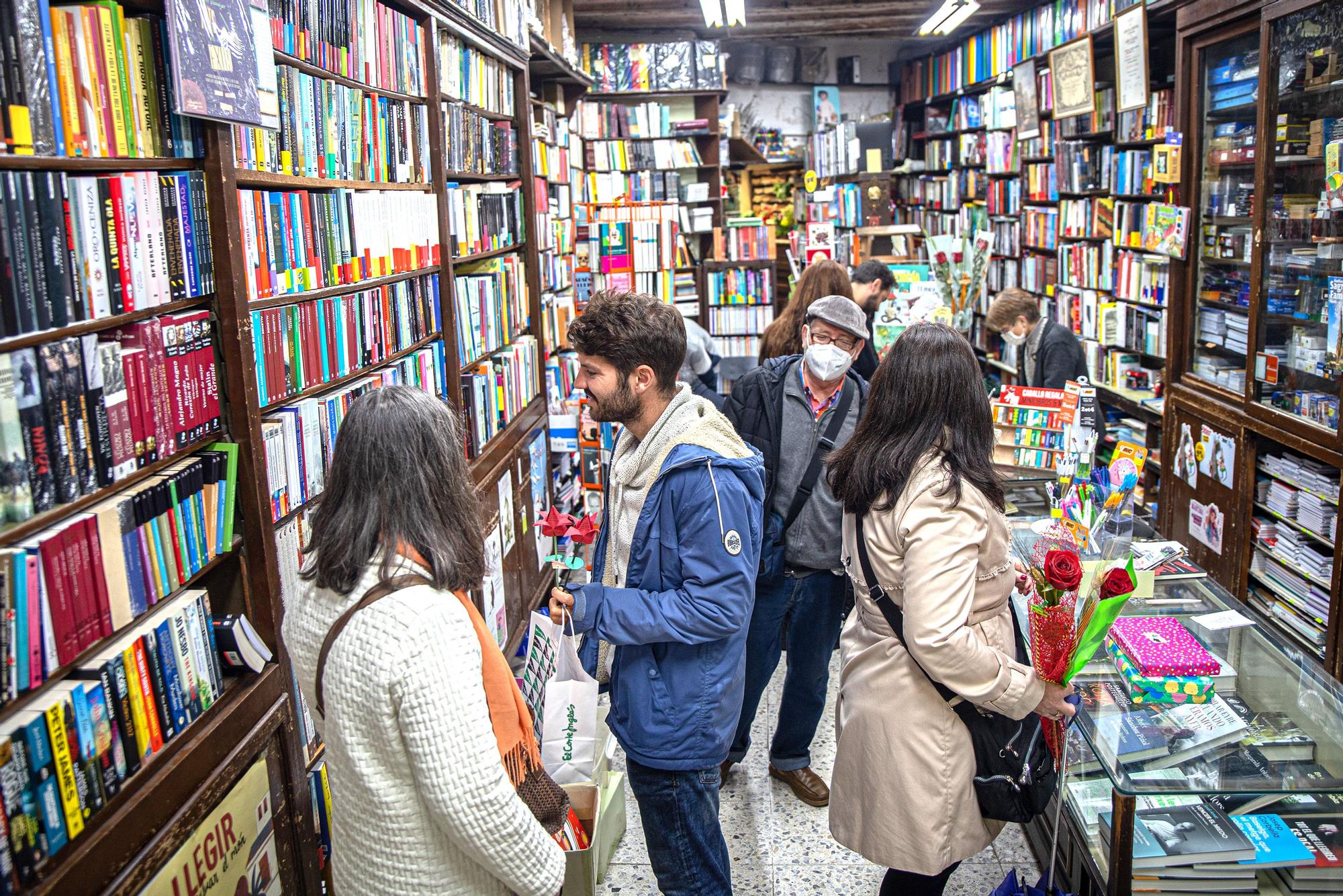 Librería Pompeya en Sant Jordi 2022