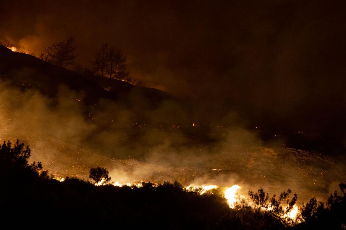 Incendio en la zona de Kiotari de Rodas, Grecia.