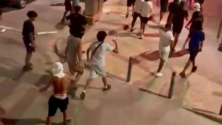 Interior ordenará a los cuerpos policiales priorizar las investigaciones a grupos racistas de extrema derecha