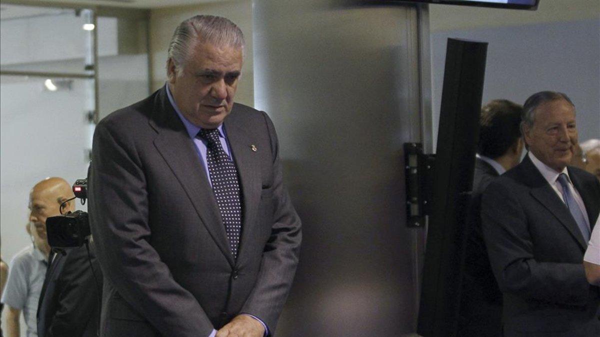 Lorenzo Sanz aseguró estar en buen estado dentro de la enfermedad que lo mantiene hospitalizado.