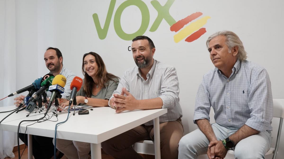 Vox se abstendrá en la investidura de José María Bellido