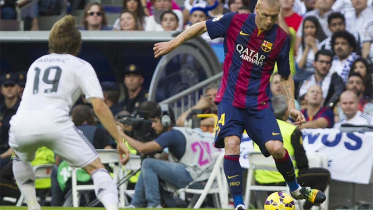 Mathieu no se esperaba ser lateral en el Bernabéu