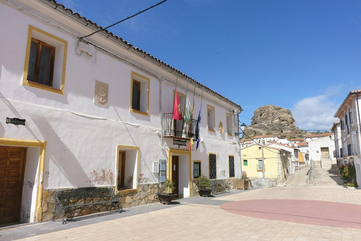 Ayuntamiento de Huélamo 03