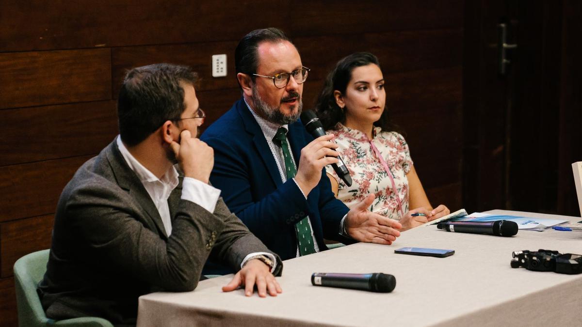 Imagen de la jornada de APECA celebrada en Gran Canaria 2024