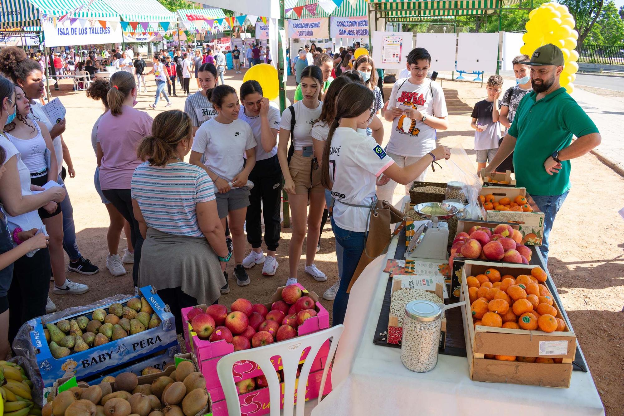 Primera Feria de la Educación y la Vecindad