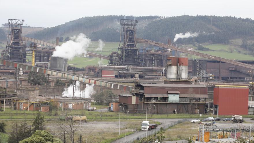 Arcelor estudia prolongar la regulación de empleo ante la gravedad de la avería causada por el incendio