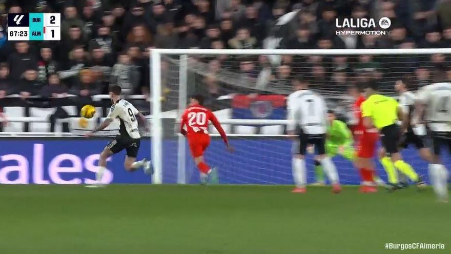 El 2-1 del Burgos en el Burgos 3-1 Almería de la jornada 32 de LaLiga Hypermotion