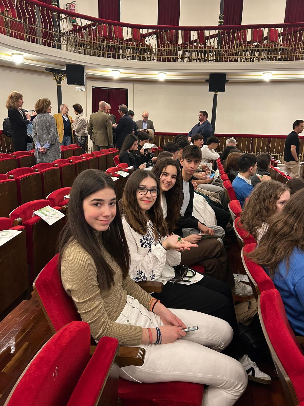 Los alumnos del colegio Medalla Milagrosa