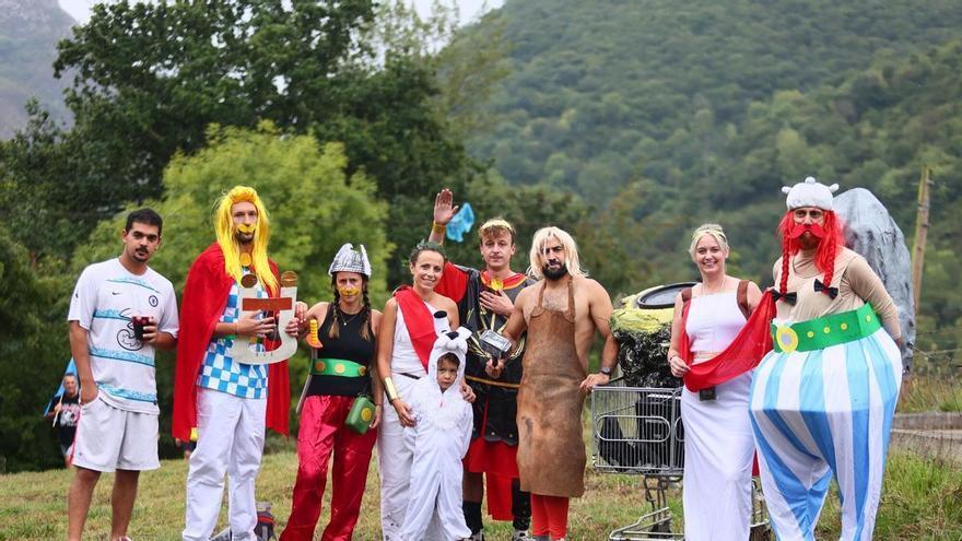 Tudela Veguín, en Oviedo, la aldea gala de la fiesta