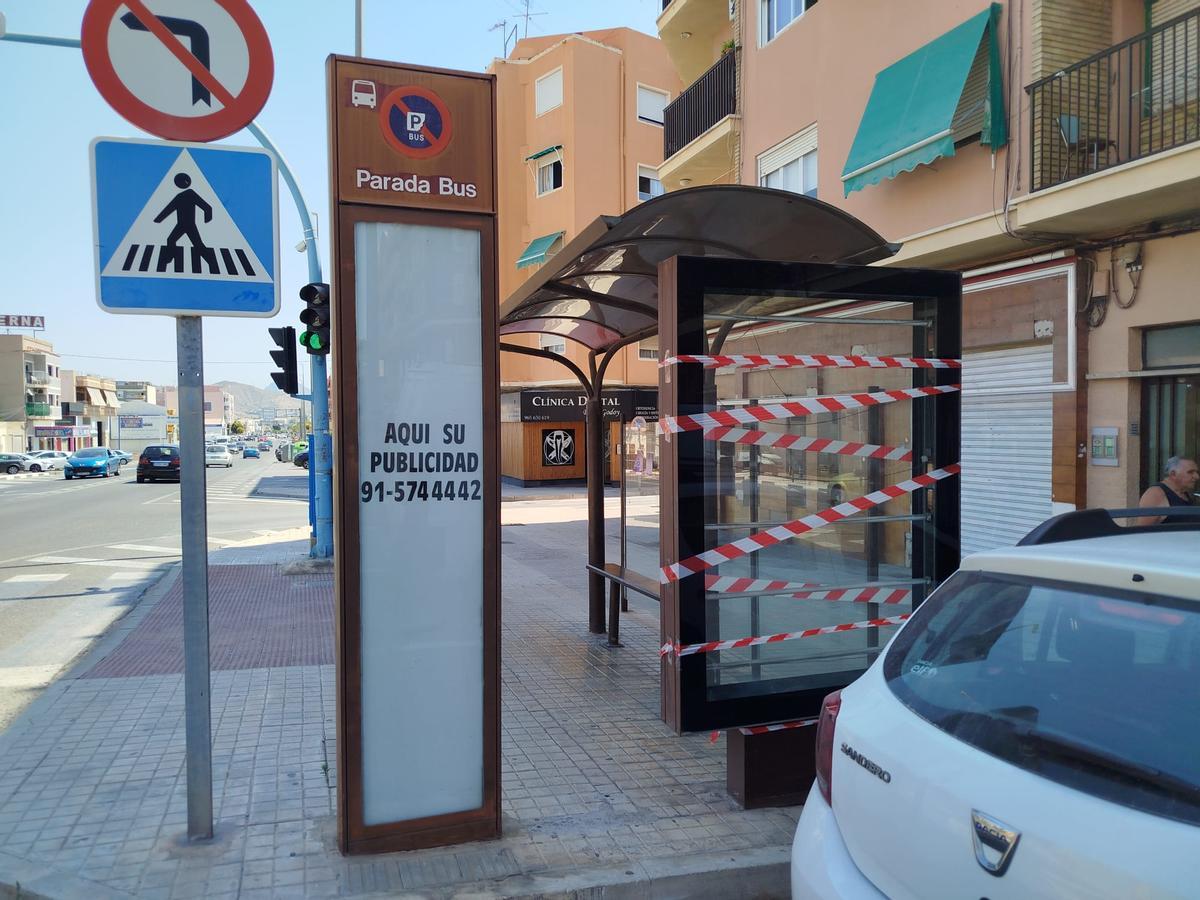 La marquesina, precintada