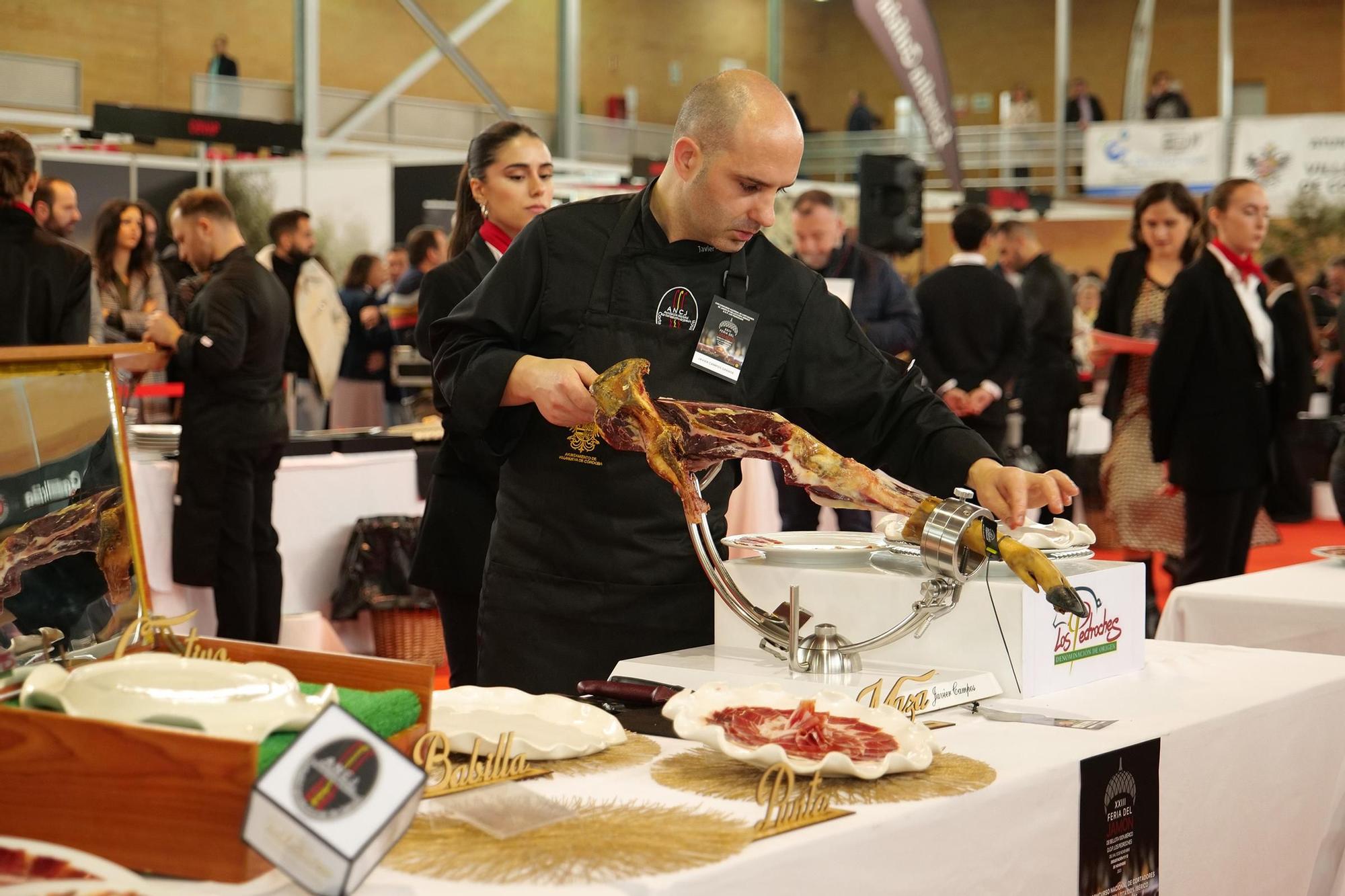 La última jornada de la Feria del Jamón de Villanueva de Córdoba, en imágenes