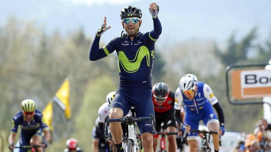 Valverde celebra la victòria.