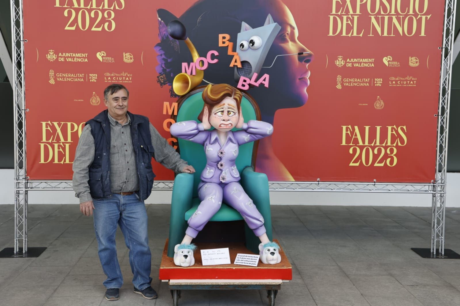 Llegan los primeros "ninots" a la Exposición de Fallas 2023