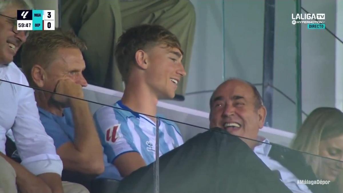 Huijsen no se olvida de sus orígenes y volvió a La Romareda a ver al Málaga