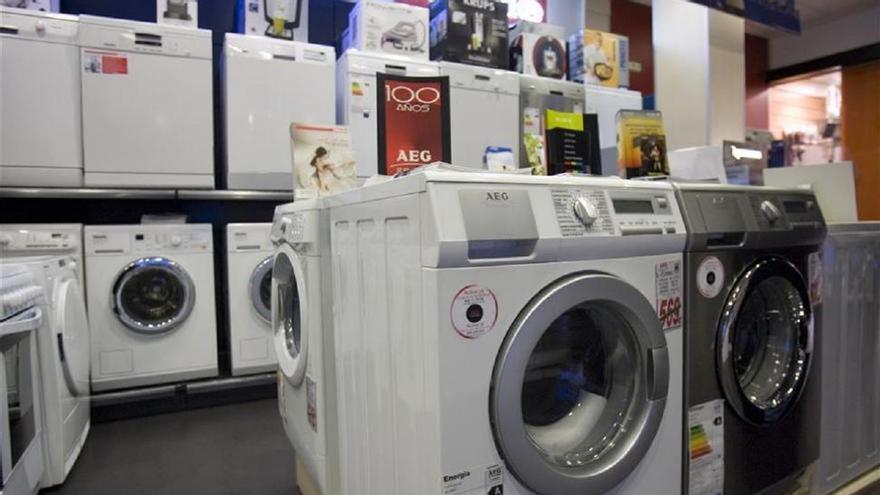 Detenidos en Córdoba tres falsos técnicos de electrodomésticos por estafar a los clientes