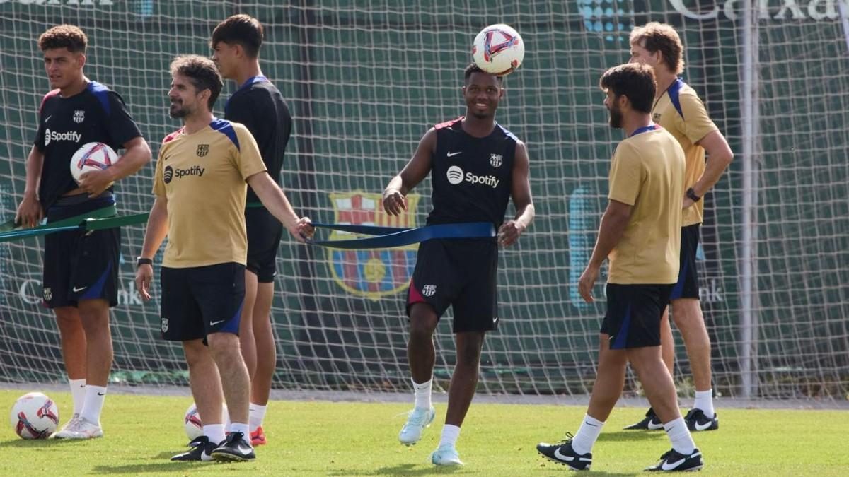 Ansu Fati durante un entrenamiento de pretemporada con el Barça.