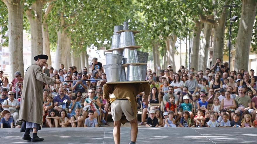 La Bisbal, la capital del circ al carrer