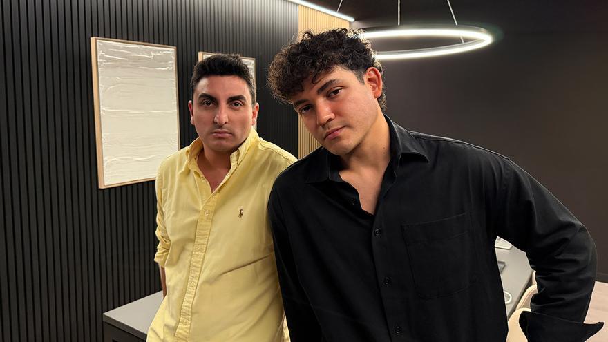 SpainSays cumple cinco años y da el salto con Cuatro Pueblos: cuando hablar como la gente se convierte en la mejor estrategia de marca