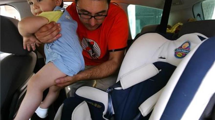 Italia obligará a que las sillas de coche para niño tengan un sensor antiolvido
