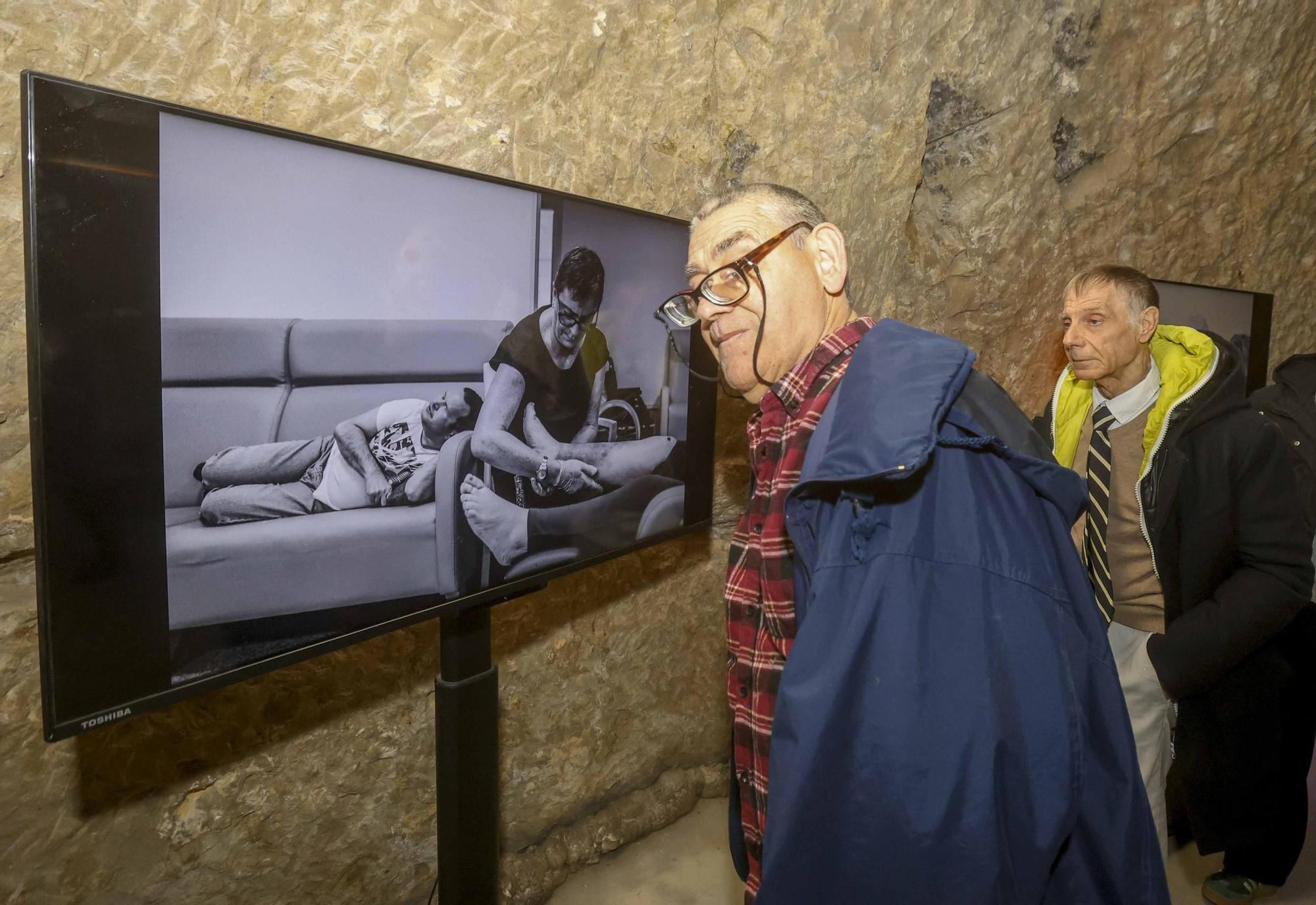 Iván Carbonell da visibilidad a los cuidadores del centro San Rafael